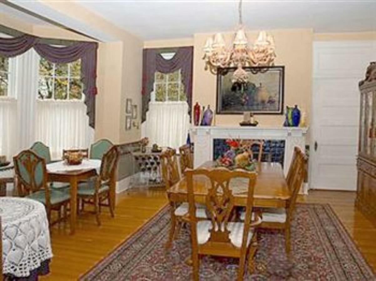 Hawthorn Bed And Breakfast Independence Exteriör bild